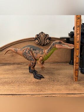 Jurassic World Rebirth Wild Roar Baryonyx